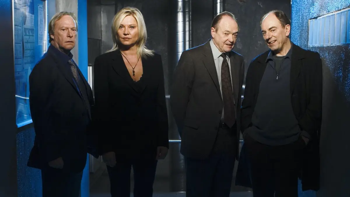 Нові трюки / New Tricks (2003–2015)